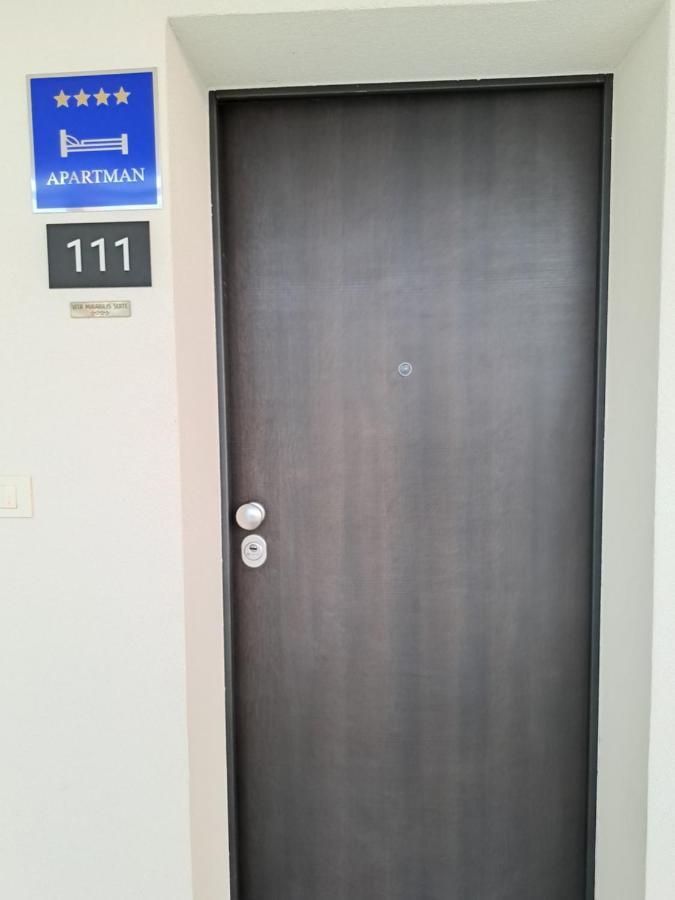 Vita Mirabilis Suite 乌马格 外观 照片